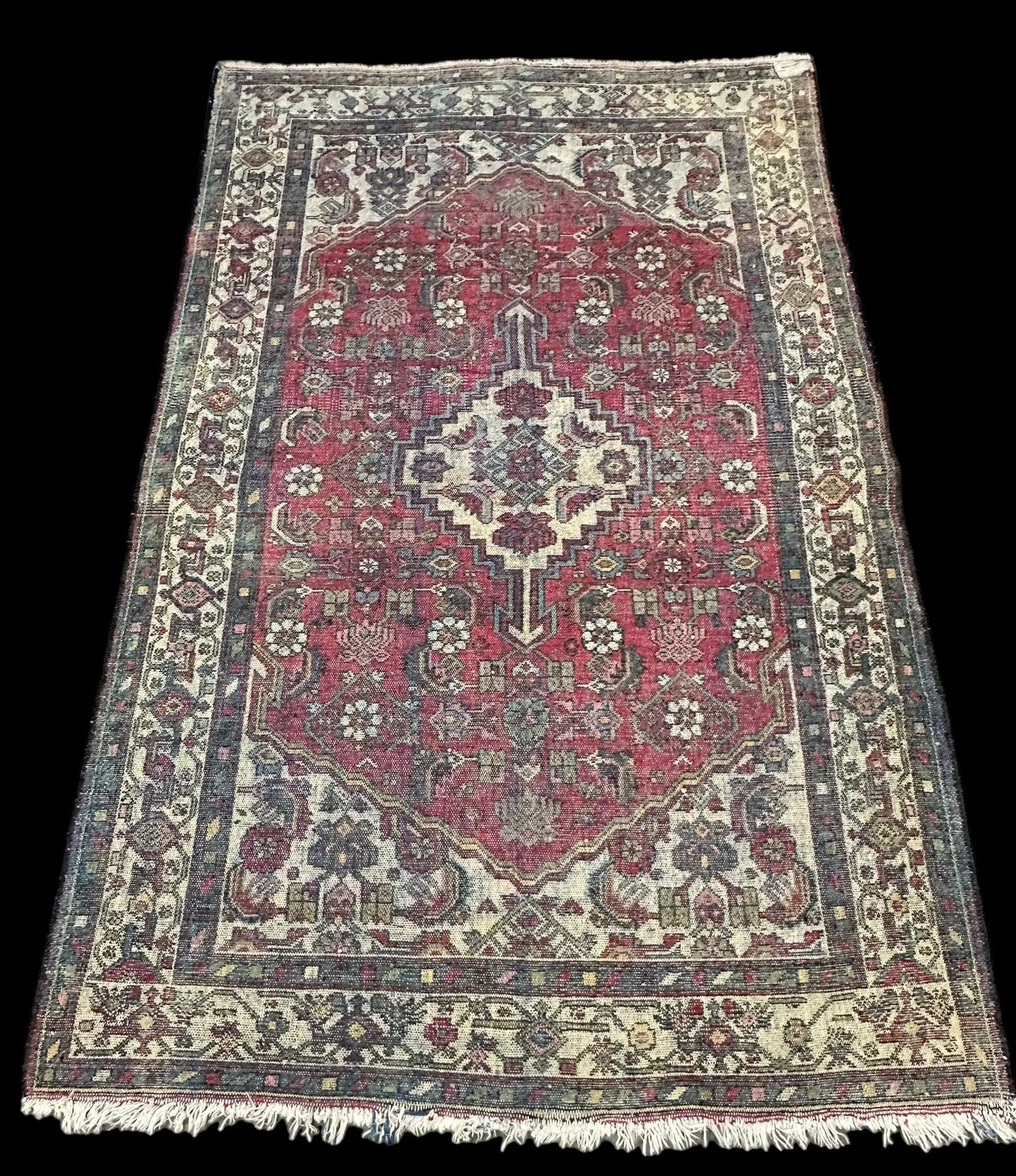 Beautiful Vintage Handmade Wool Rug Colorful Persian Heriz Design 4'4 x 6'8 I Got Rugs Beautiful Vintage Handmade Wool Rug Colorful Persian Heriz Design 4'4 x 6'8 I Got Rugs Handmade Vintage I Got Rugs
