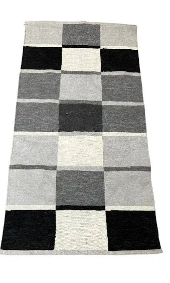 Handmade Vintage Wool Rug Turkish Kilim Black/ Gray Design 2'7 x 5' I Got Rugs