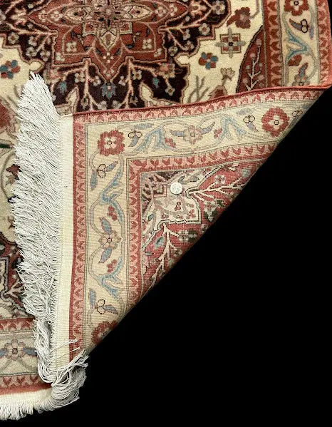 Hand- Knotted Vintage Wool Rug Persian Floral Design in Peach/ Ivory 3' x 5'9 I Got Rugs