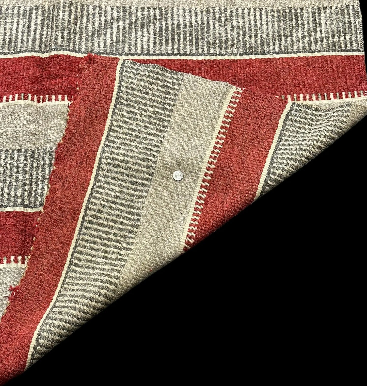 Handmade Vintage Wool Rug Native American Striped Design Gray/ Red 5'1 x 8'1 I Got Rugs