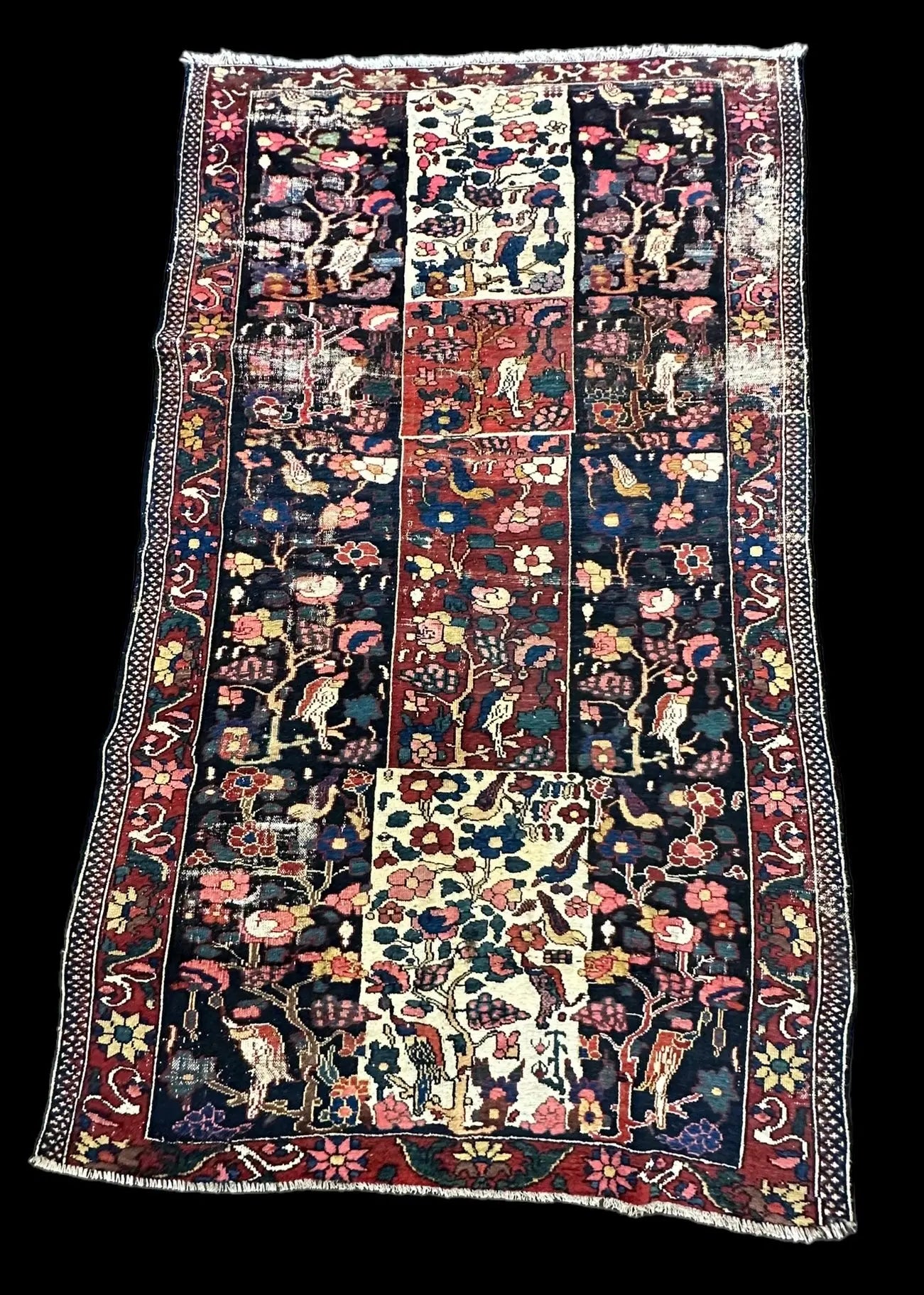 Antique Handmade Wool Rug Persian Bakhtiari Design Beautiful Colors 4'10 x 8'3 I Got Rugs