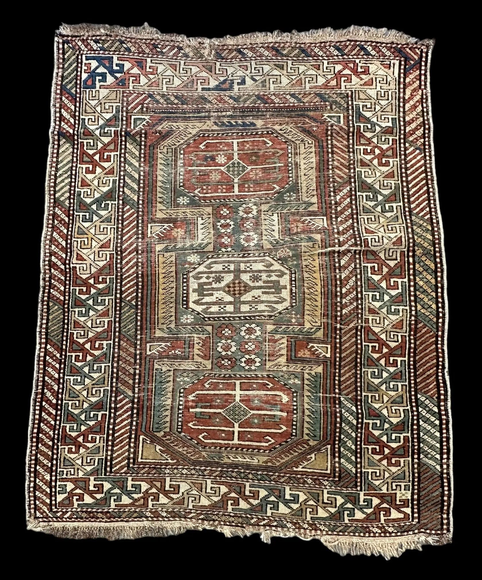 Antique Handmade Wool Rug Persian Oriental Design in Bold Colors 3'9 x 4'9 I Got Rugs Antique Handmade Wool Rug Persian Oriental Design in Bold Colors 3'9 x 4'9 I Got Rugs Handmade Vintage I Got Rugs