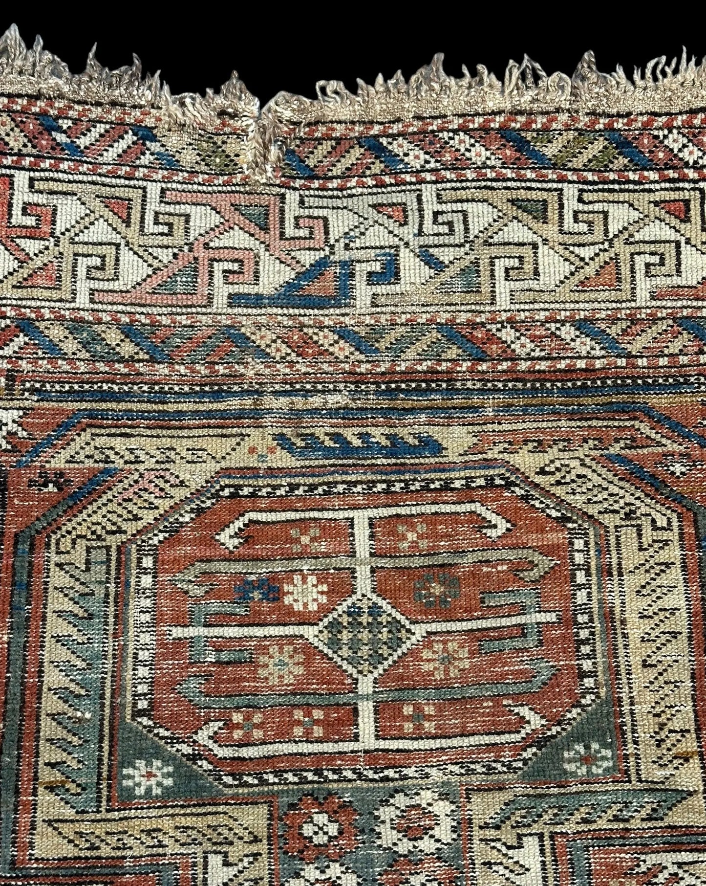 Antique Handmade Wool Rug Persian Oriental Design in Bold Colors 3'9 x 4'9 I Got Rugs Antique Handmade Wool Rug Persian Oriental Design in Bold Colors 3'9 x 4'9 I Got Rugs Handmade Vintage I Got Rugs