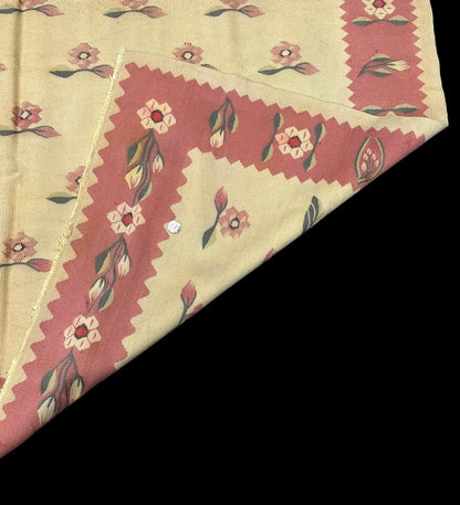 Handmade Vintage Wool Rug Turkish Kilim Floral Pattern Pink/Beige 5' x 7'10 I Got Rugs