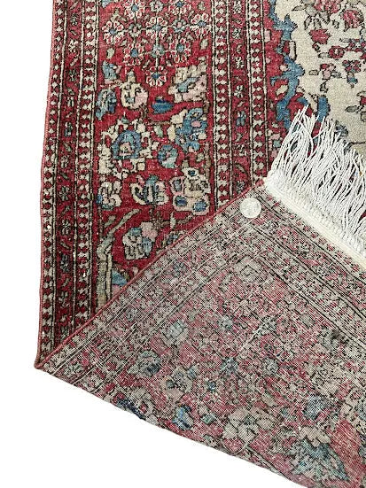 Hand-Knotted Antique Persian Kashan Wool Rug Red Floral Design 4'7 x 7' - I Got Rugs Hand-Knotted Antique Persian Kashan Wool Rug Red Floral Design 4'7 x 7' I Got Rugs Handmade Vintage I Got Rugs  2200.00