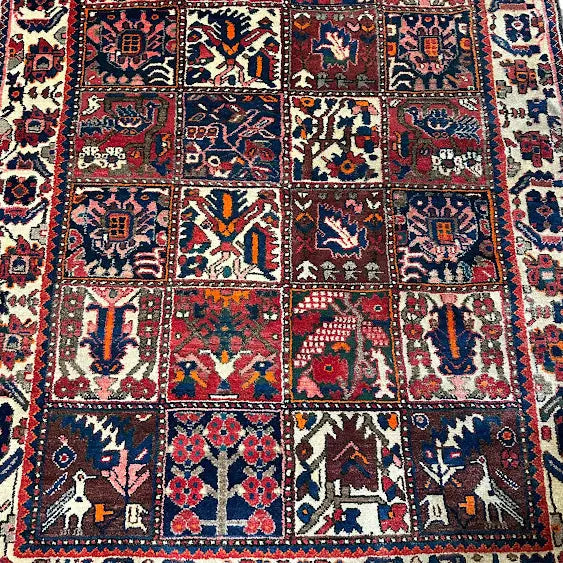 Hand-Knotted Vintage Persian Wool Rug Bakhtiari Style Red 4'8 x 7' - I Got Rugs Hand-Knotted Vintage Persian Wool Rug Bakhtiari Style Red 4'8 x 7' I Got Rugs Handmade Vintage I Got Rugs  550.00