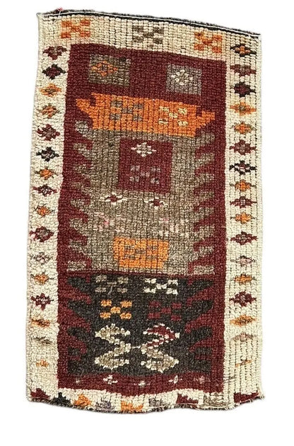 Hand-Knotted Vintage Turkish Rug Geometric Design Multicolor 1'6 x 2'6 I Got Rugs