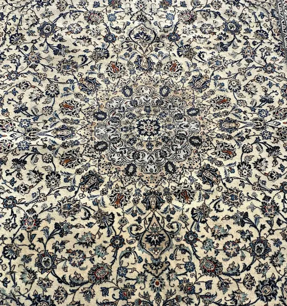Hand-Knotted Vintage Wool Rug Persian Kashan Ivory Floral Pattern 9’8 x 13’2 I Got Rugs