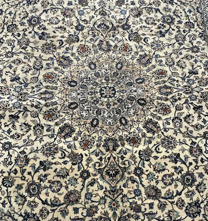 Hand-Knotted Vintage Wool Rug Persian Kashan Ivory Floral Pattern 9’8 x 13’2 I Got Rugs