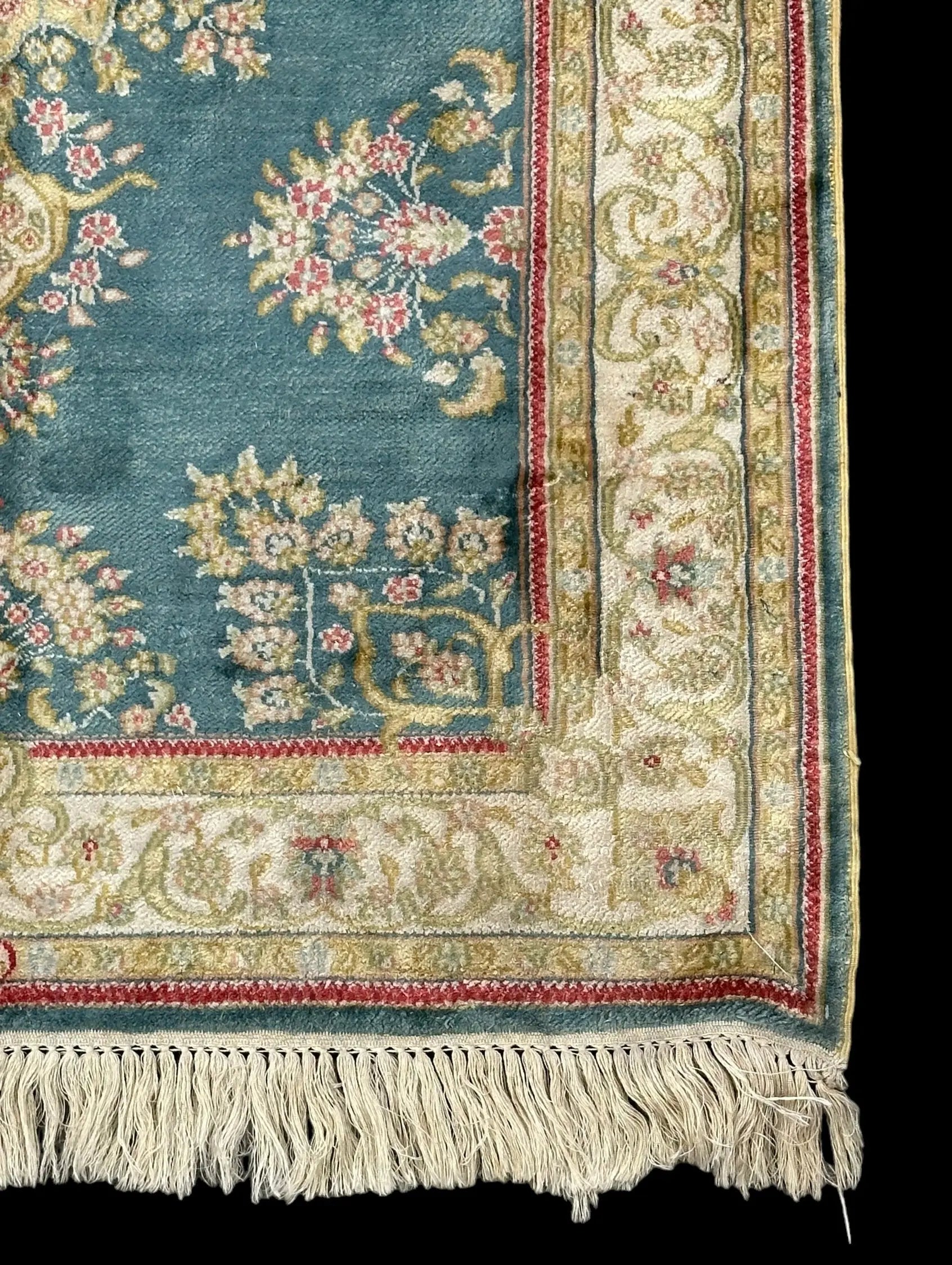 Handmade Vintage Silk Rug Persian Floral Pattern in Light Colors 2'7 x 4'1 I Got Rugs Handmade Vintage Silk Rug Persian Floral Pattern in Light Colors 2'7 x 4'1 I Got Rugs Handmade Vintage I Got Rugs