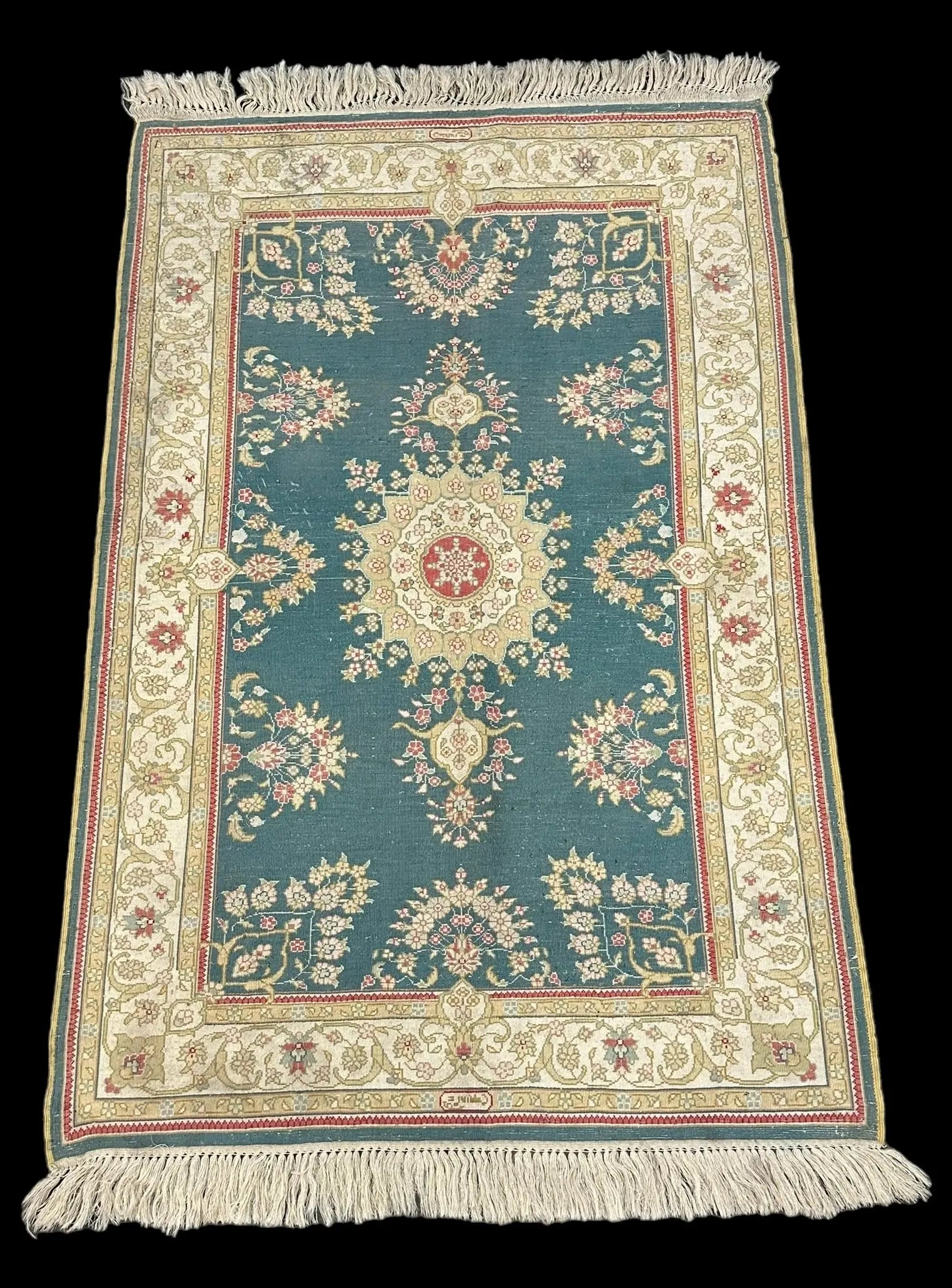 Handmade Vintage Silk Rug Persian Floral Pattern in Light Colors 2'7 x 4'1 I Got Rugs Handmade Vintage Silk Rug Persian Floral Pattern in Light Colors 2'7 x 4'1 I Got Rugs Handmade Vintage I Got Rugs