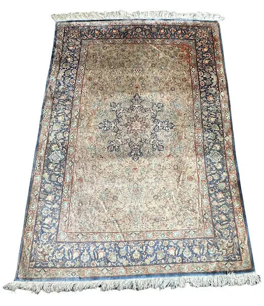 Handmade Vintage Silk Rug Persian Oriental Design 4'3 x 6'5 I Got Rugs