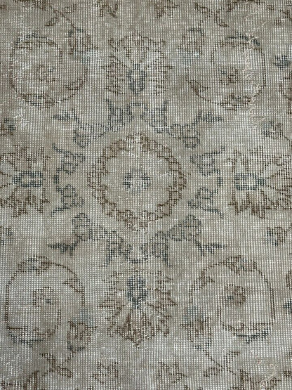 Handmade Vintage Turkish Oushak 100% Wool Rug with Modern Colors 3'10 x 6'5 I Got Rugs