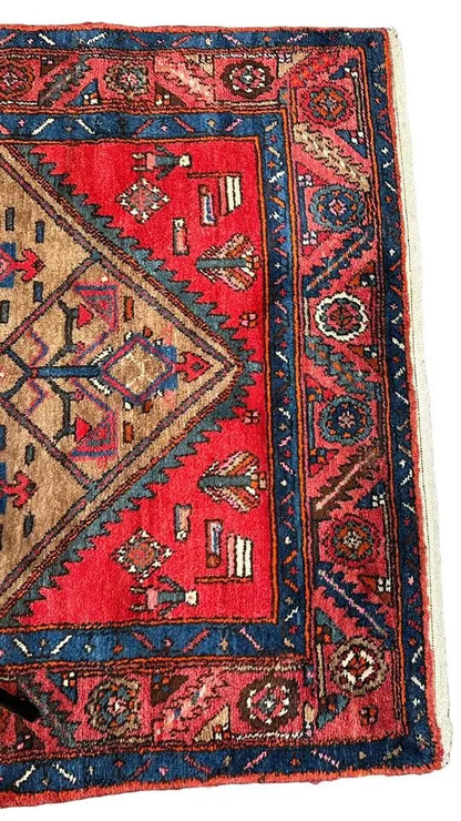 Handmade Vintage Turkish Village Style Design 100% Wool Rug 4'1 x 6'10 I Got Rugs