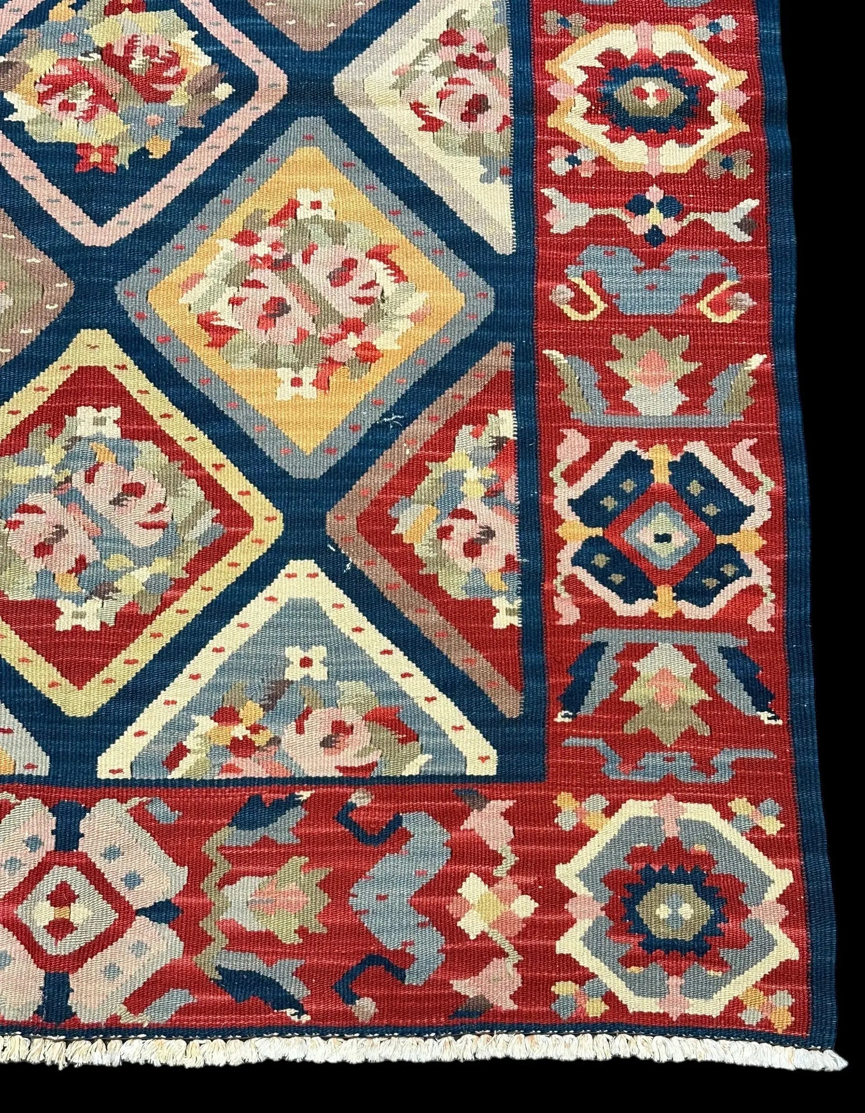 Handmade Vintage Wool Rug Colorful Turkish Kilim Floral Design 4' x 5'6 I Got Rugs