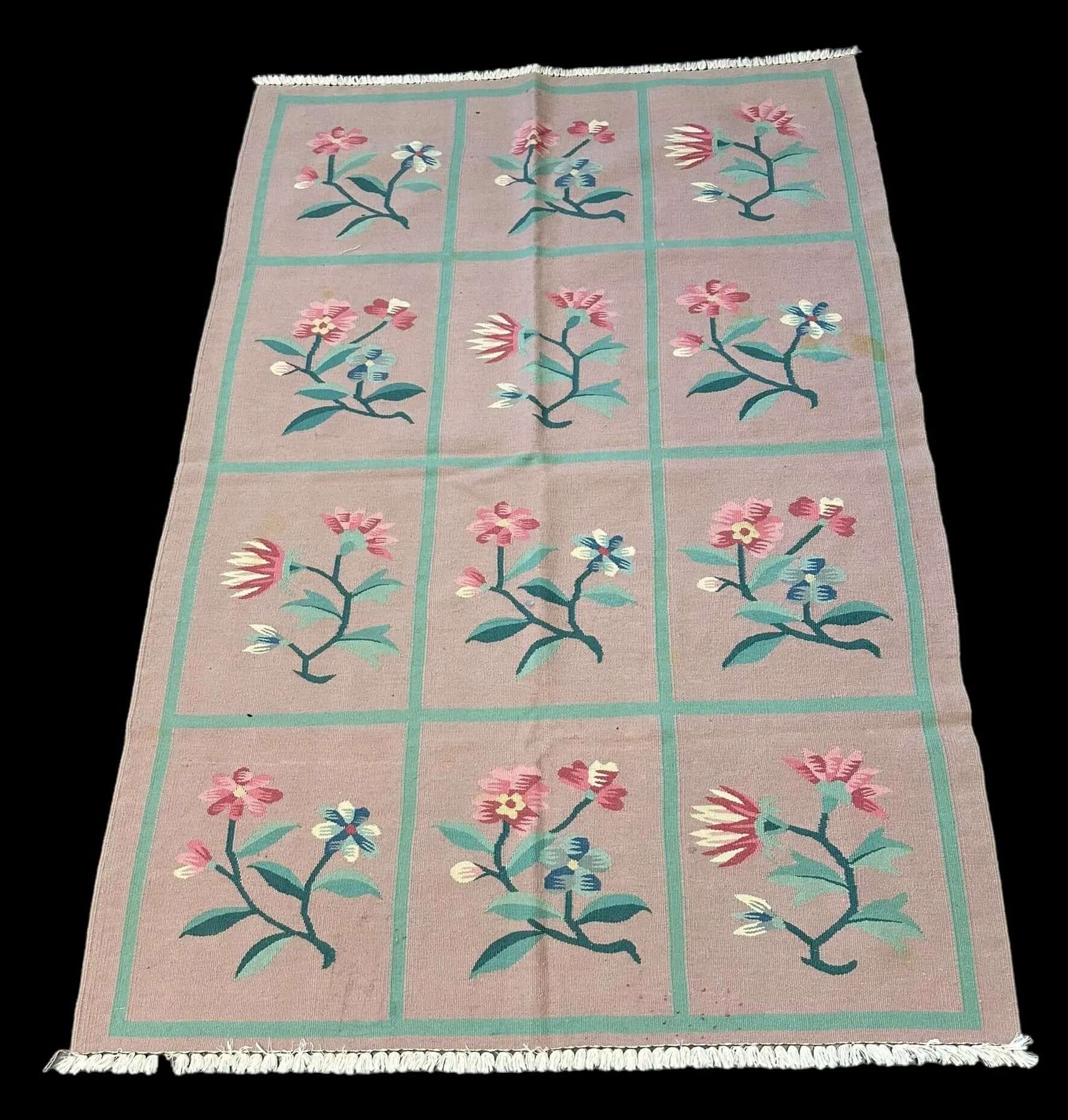 Handmade Vintage Wool Rug Multicolor Indian Kilim Floral Design 4' x 5'10 I Got Rugs Handmade Vintage Wool Rug Multicolor Indian Kilim Floral Design 4' x 5'10 I Got Rugs Handmade Vintage I Got Rugs