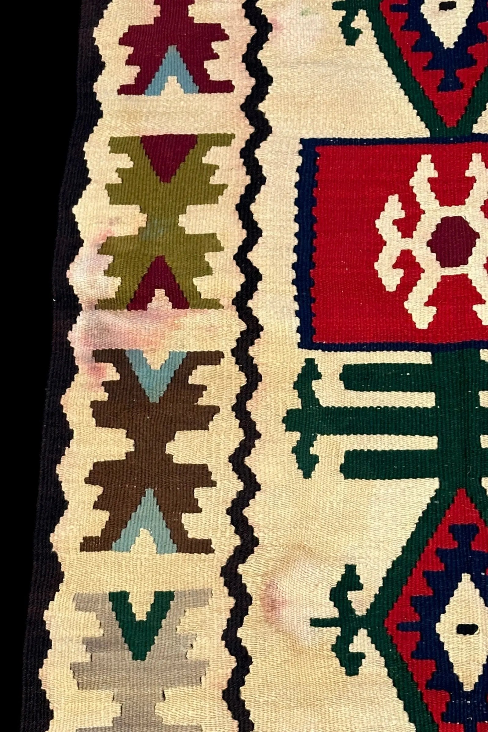 Handmade Vintage Wool Rug Multicolor Turkish Kilim Geometric Design 2'4 x 4'7 I Got Rugs Handmade Vintage Wool Rug Multicolor Turkish Kilim Geometric Design 2'4 x 4'7 I Got Rugs Handmade Vintage I Got Rugs