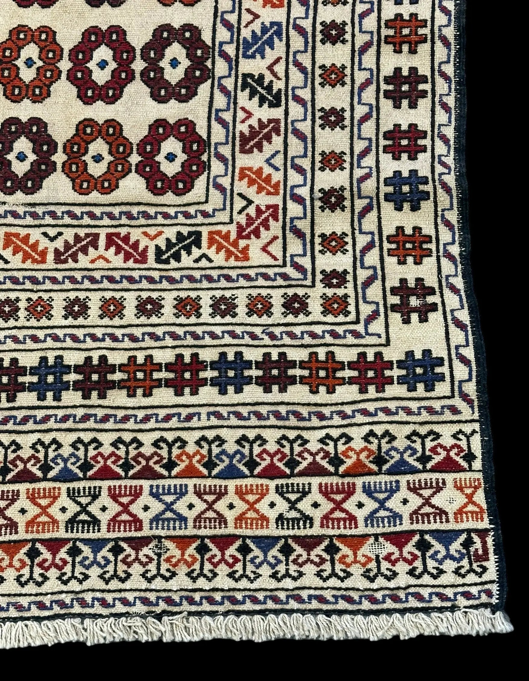 Handmade Vintage Wool Rug Persian Kilim Colorful Soumak Design 4' x 6'9 I Got Rugs Handmade Vintage Wool Rug Persian Kilim Colorful Soumak Design 4' x 6'9 I Got Rugs Handmade Vintage I Got Rugs