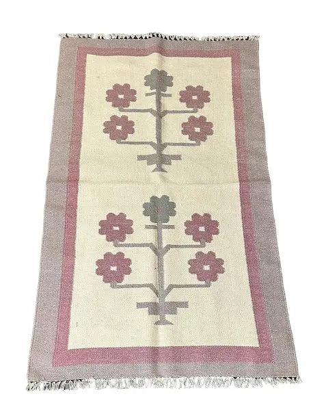 Handmade Vintage Wool Rug Turkish Kilim Beige Floral Design 2'10 x 4'8 I Got Rugs