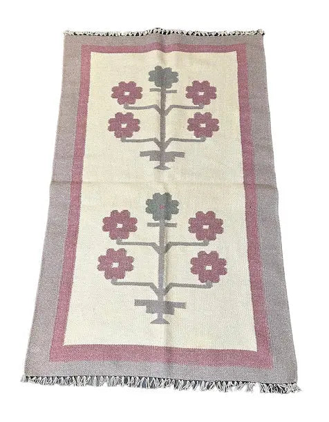 Handmade Vintage Wool Rug Turkish Kilim Beige Floral Design 2'10 x 4'8 I Got Rugs