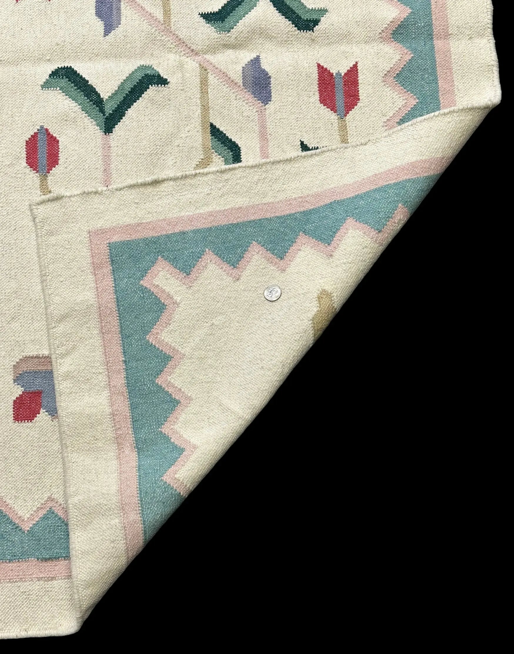 Handmade Vintage Wool Rug Turkish Kilim Colorful Floral Design 2'10 x 5'2 I Got Rugs