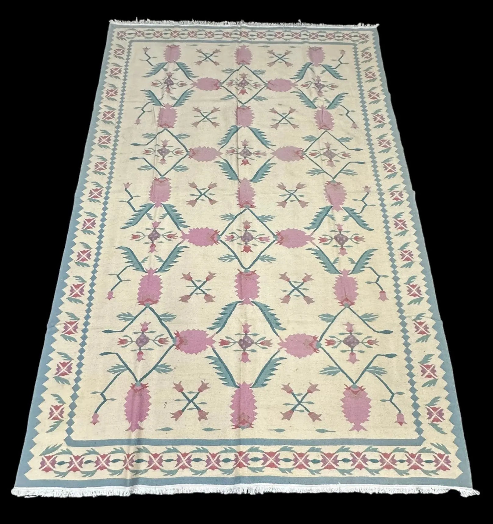 Handmade Vintage Wool Rug Turkish Kilim Floral Design in Light Colors 6' x 9' I Got Rugs