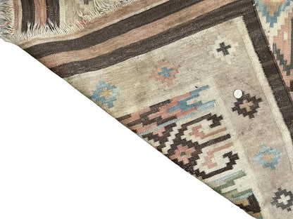 Handmade Vintage Wool Rug Turkish Kilim Tribal Design Beige 5'3 x 8' I Got Rugs