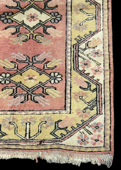 Handmade Vintage Wool Rug Turkish Oushak Design in Light Colors 2'8 x 4'4 I Got Rugs Handmade Vintage Wool Rug Turkish Oushak Design in Light Colors 2'8 x 4'4 I Got Rugs Handmade Vintage I Got Rugs