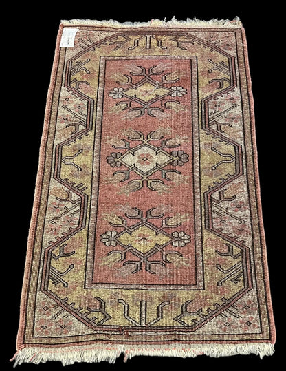 Handmade Vintage Wool Rug Turkish Oushak Design in Light Colors 2'8 x 4'4 I Got Rugs Handmade Vintage Wool Rug Turkish Oushak Design in Light Colors 2'8 x 4'4 I Got Rugs Handmade Vintage I Got Rugs