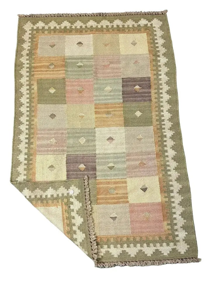 Handmade Vintage Rug 100% Wool Turkish Green/ Multicolor Design 3'1 x 4'10 I Got Rugs