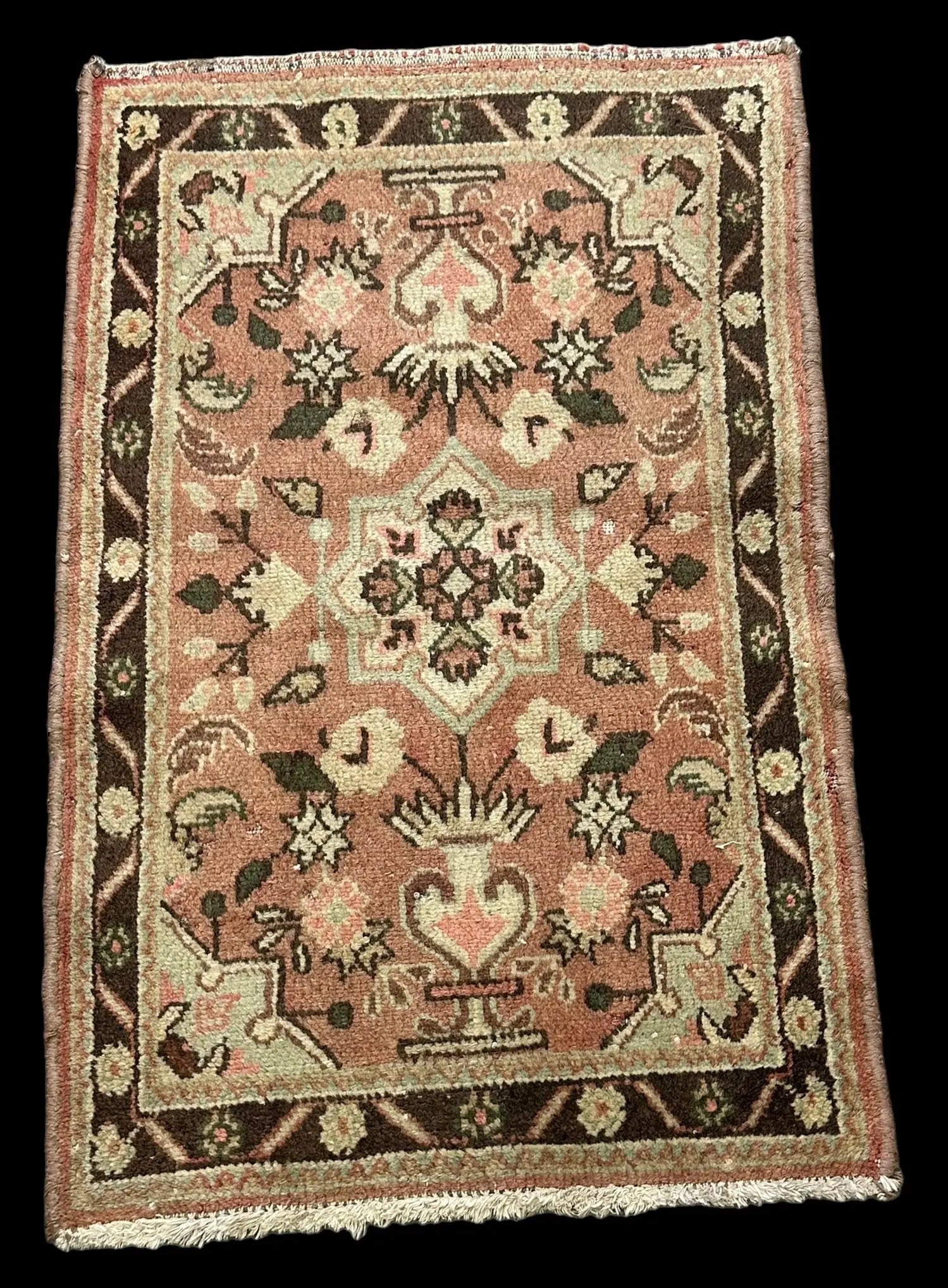 Unique Handmade Vintage Wool Rug Pink Turkish Oriental Design 2' x 3'2 I Got Rugs