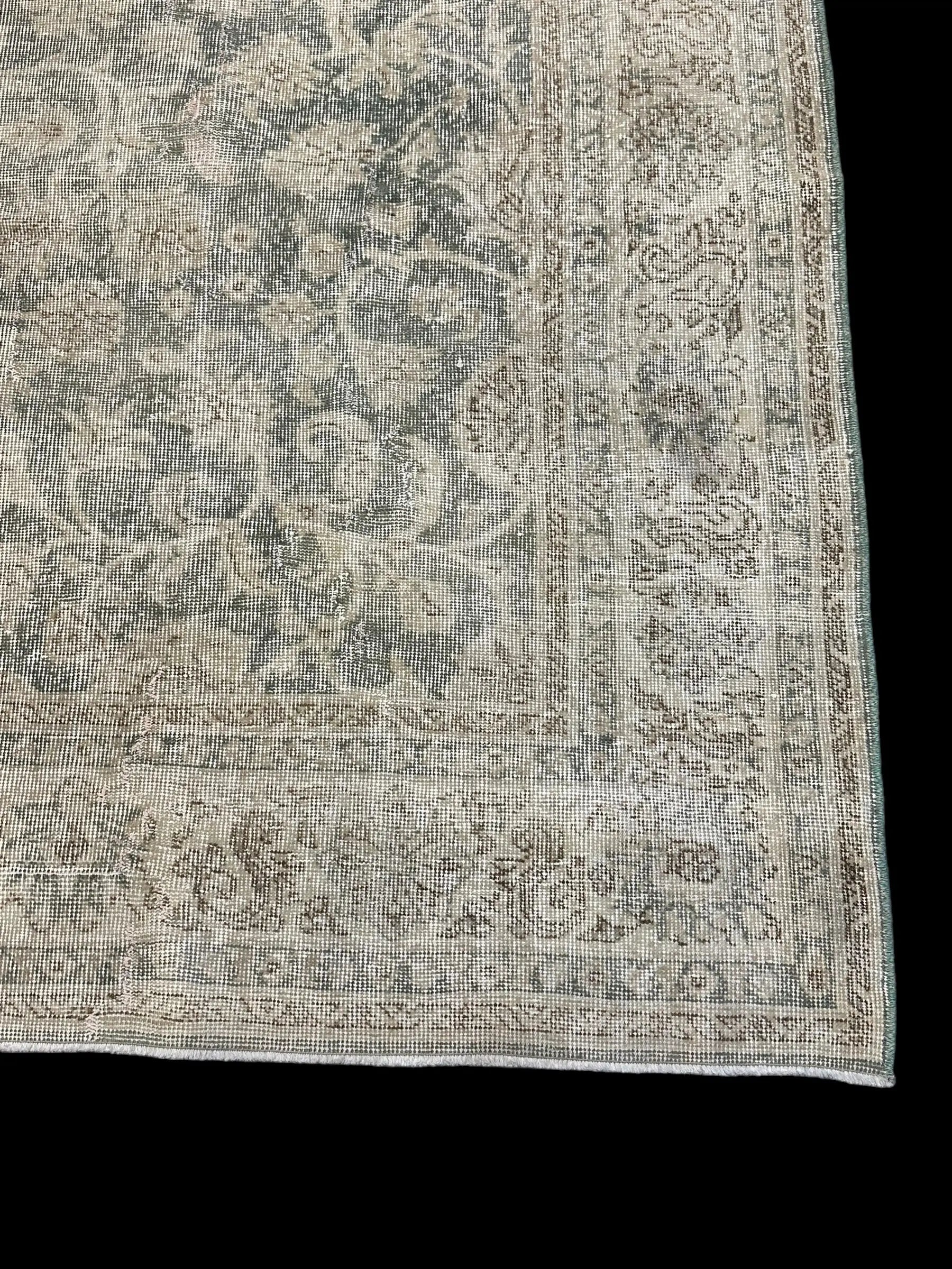 Vintage Handmade Wool Rug Persian Tabriz Floral Design Muted Colors 6'4 x 10'4 I Got Rugs